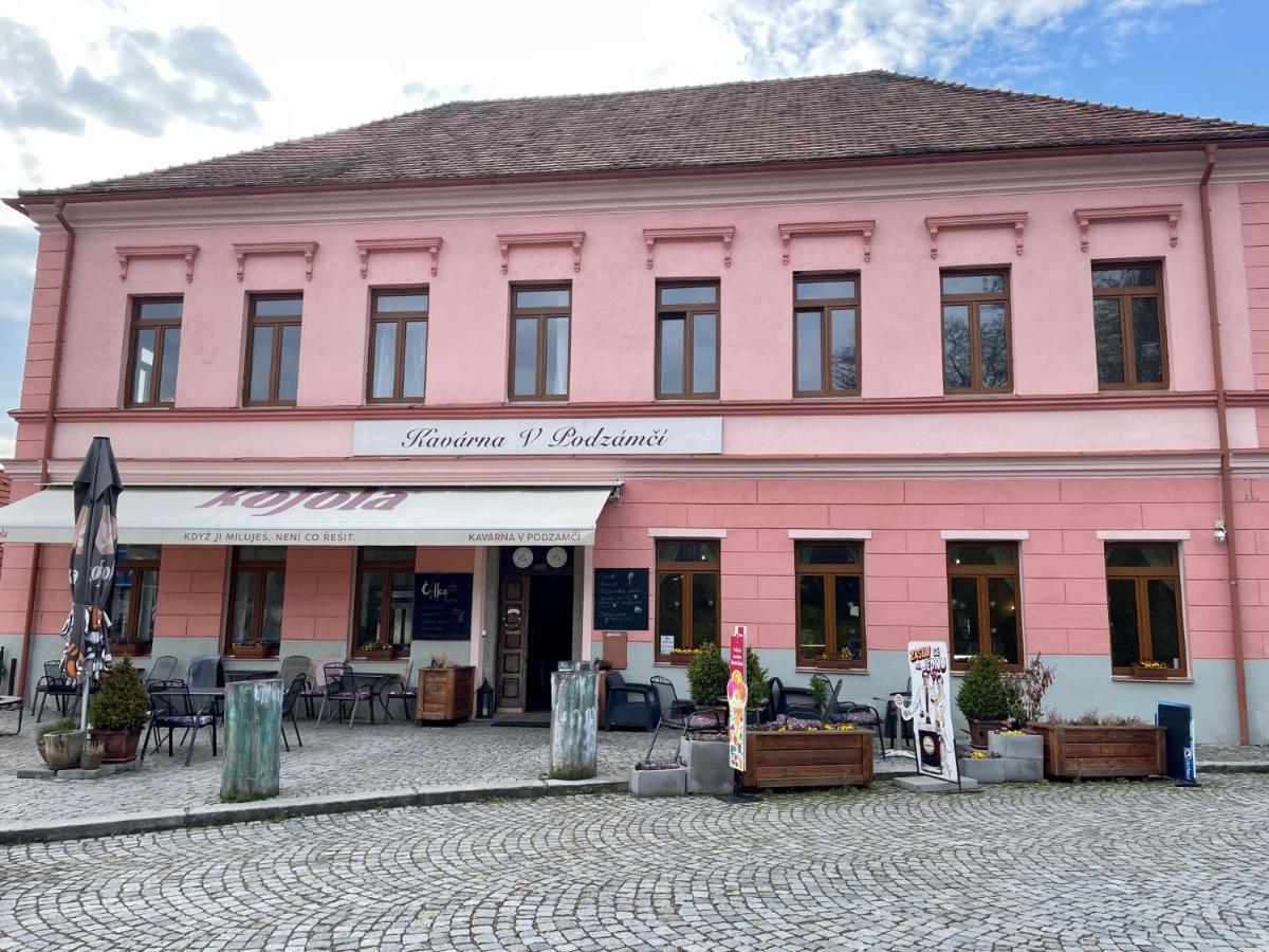 Apartmany V Podzamci V Blizkosti Zamku Blatná Zewnętrze zdjęcie